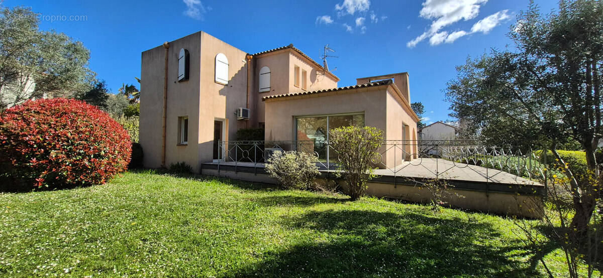 Maison à SAINT-GELY-DU-FESC