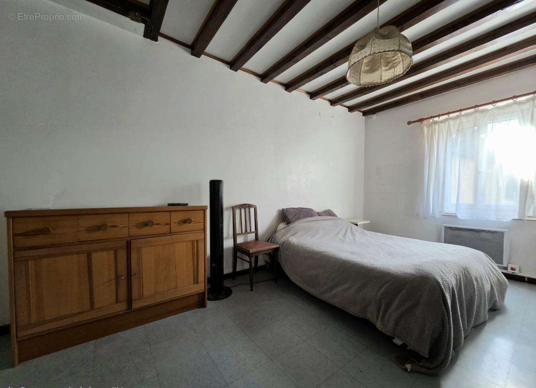 Maison à COURZIEU