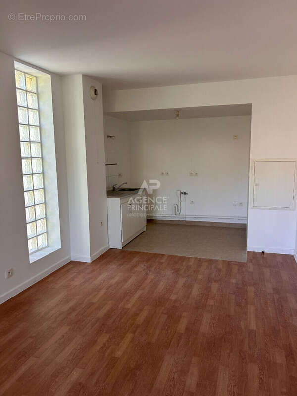 Appartement Maisons-laffitte 3 pièce(s) 38.29 - hyper centre - marché - terrasse-parking sous sol - photo 7