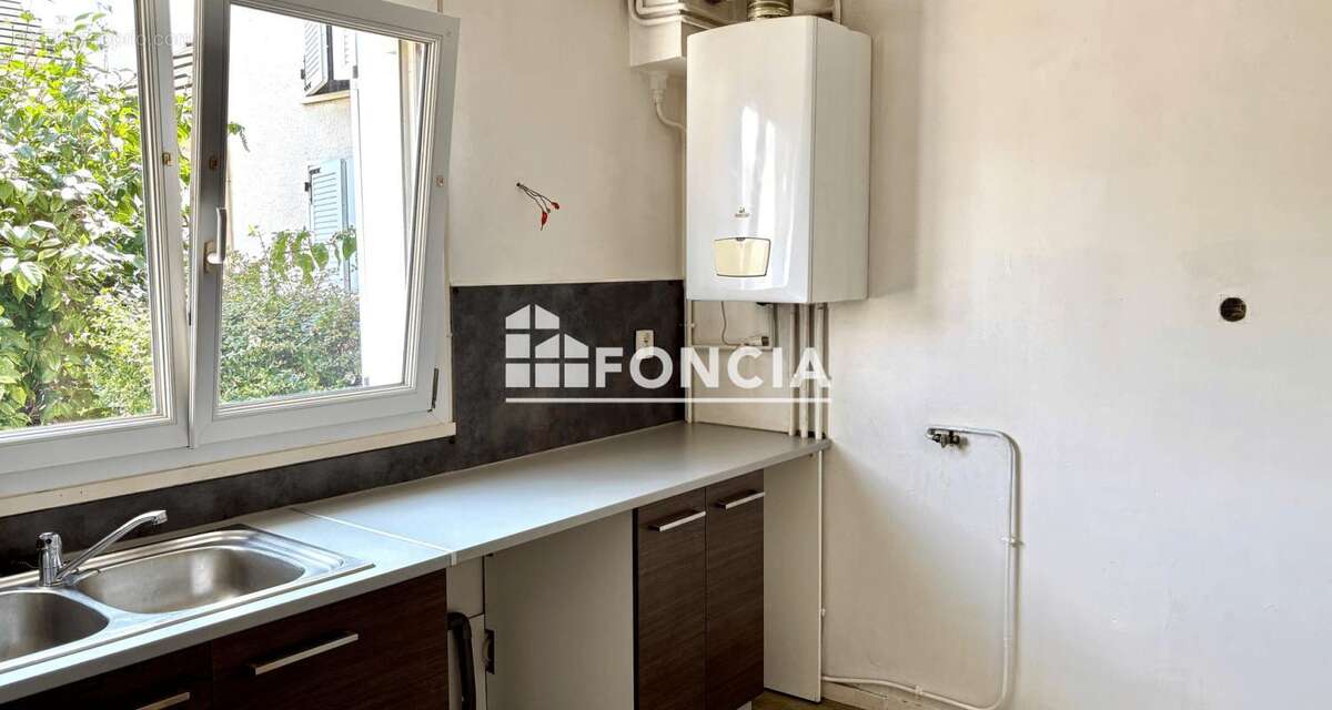 Maison à CHATELLERAULT