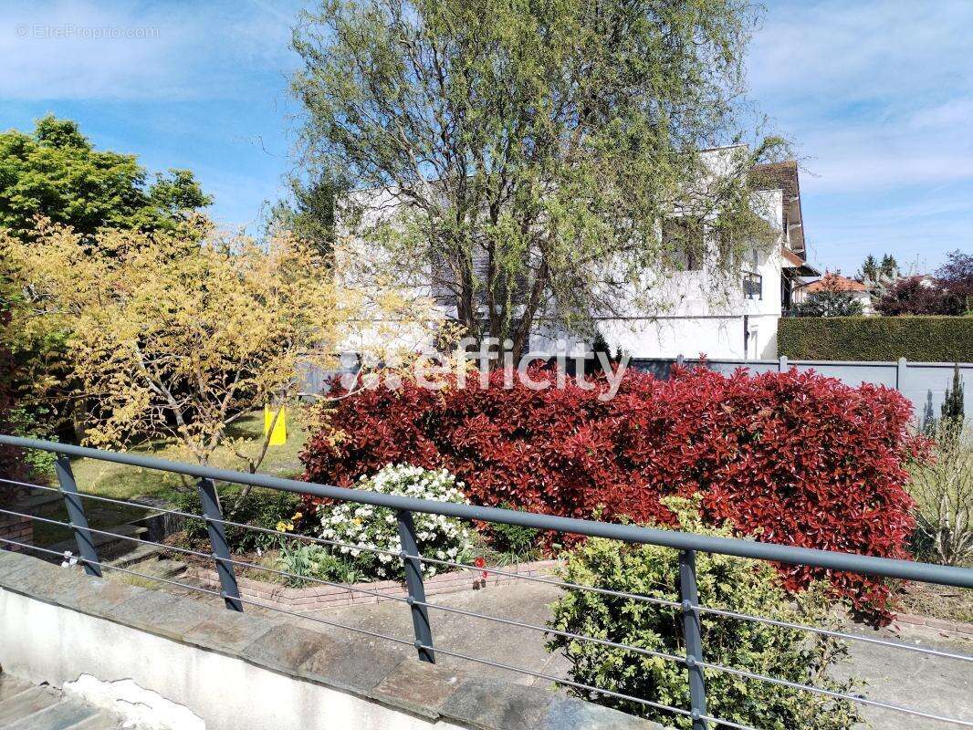 Maison à MAGNY-LES-HAMEAUX