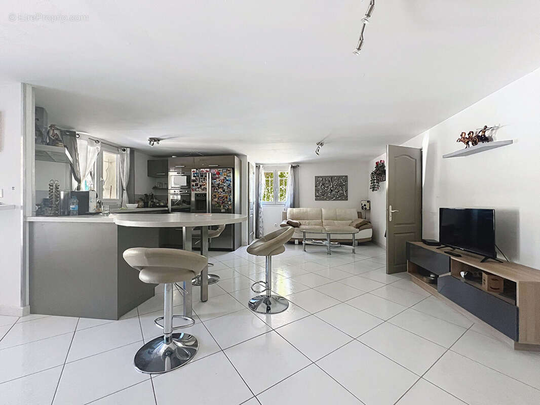 Maison à SAINT-SAVOURNIN