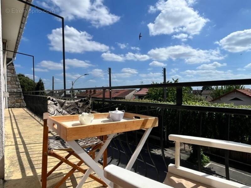 Appartement à SAVIGNY-SUR-ORGE
