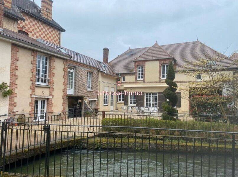 Maison à AIX-EN-OTHE