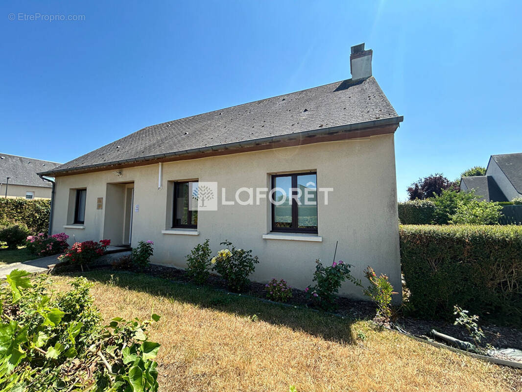 Maison à CAGNY