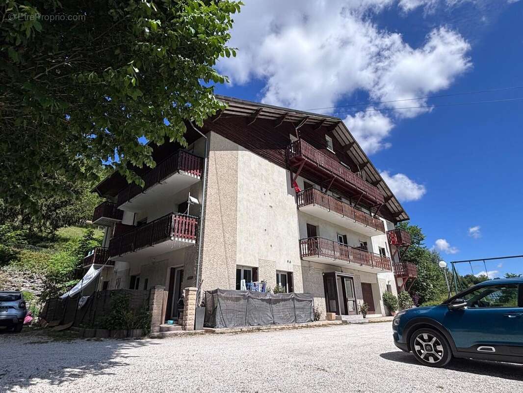 Appartement 725 m² à Lans-En-Vercors  - photo 4