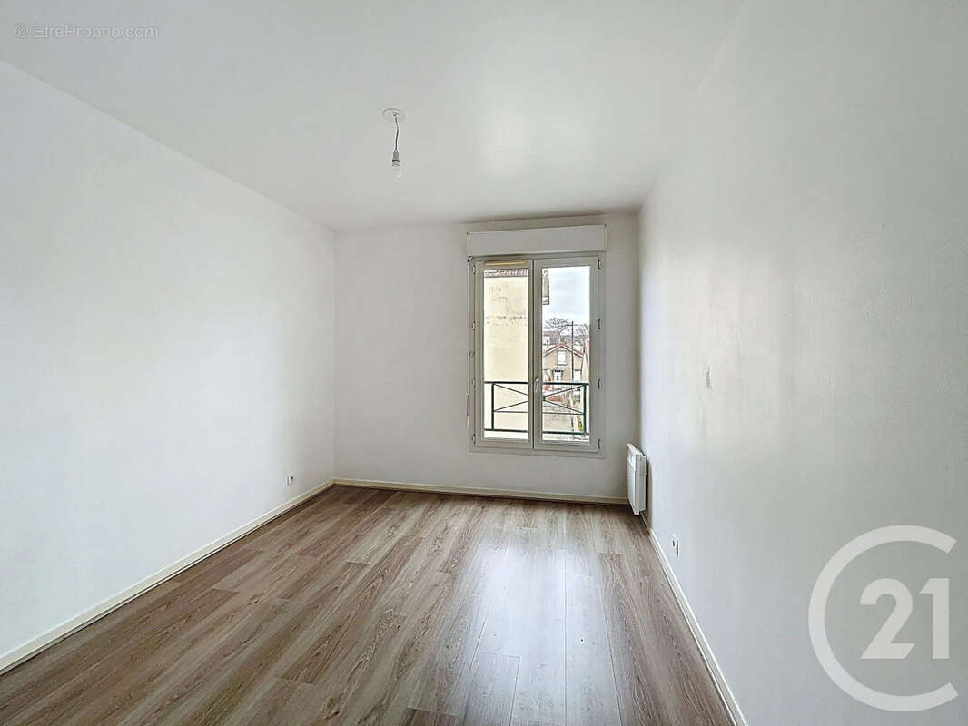 Appartement à DAMMARIE-LES-LYS