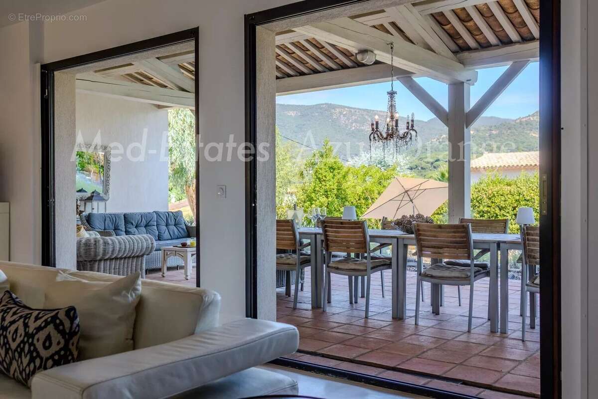 Maison à PLAN-DE-LA-TOUR