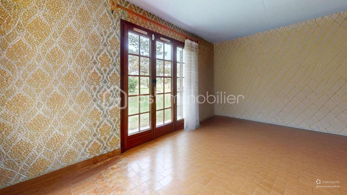 Maison à NESPLOY