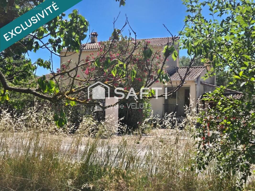 Photo 1 - Maison à EYGUIERES