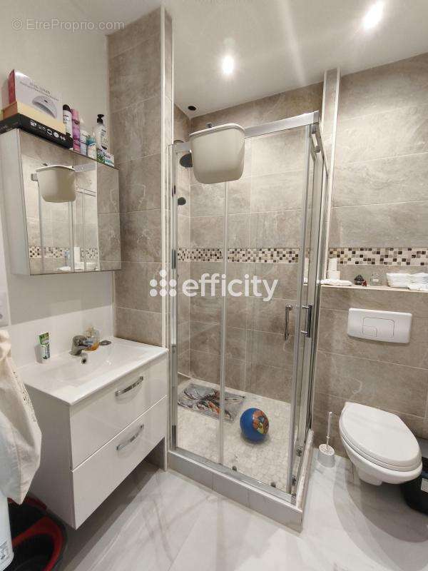 Maison à MINIAC-SOUS-BECHEREL