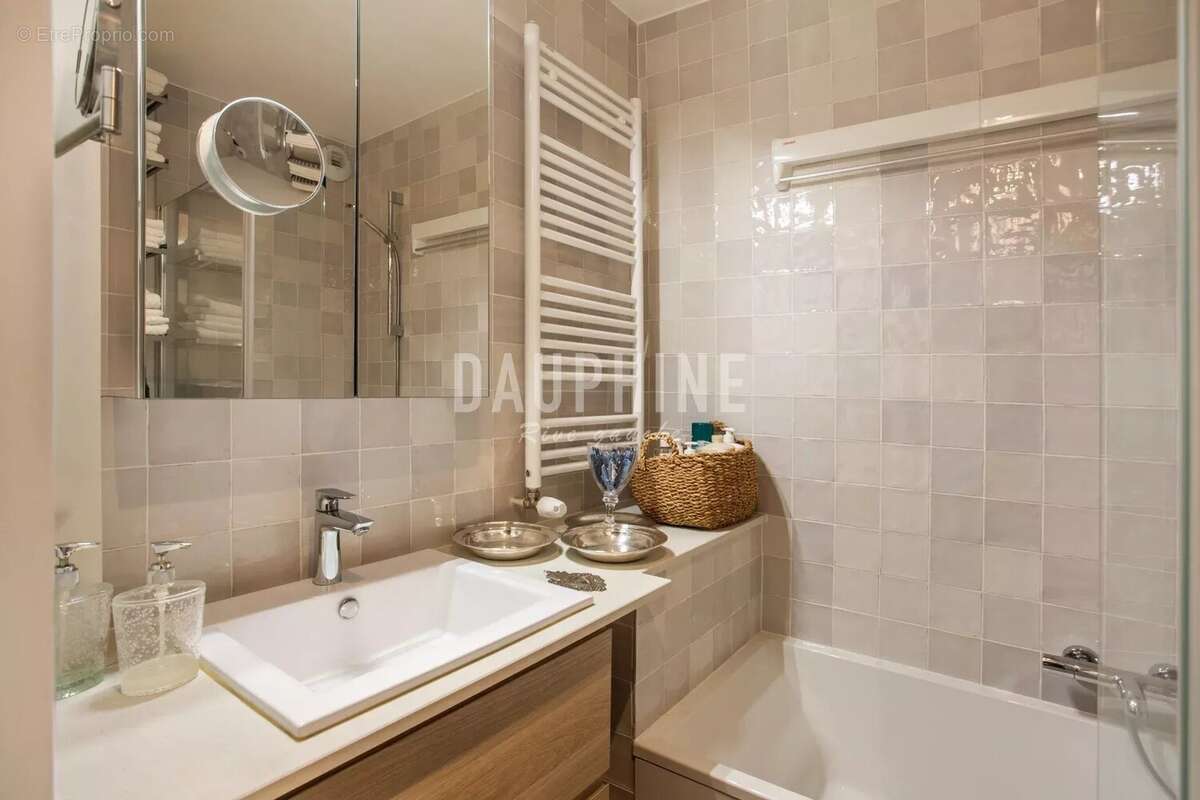 Appartement à PARIS-6E