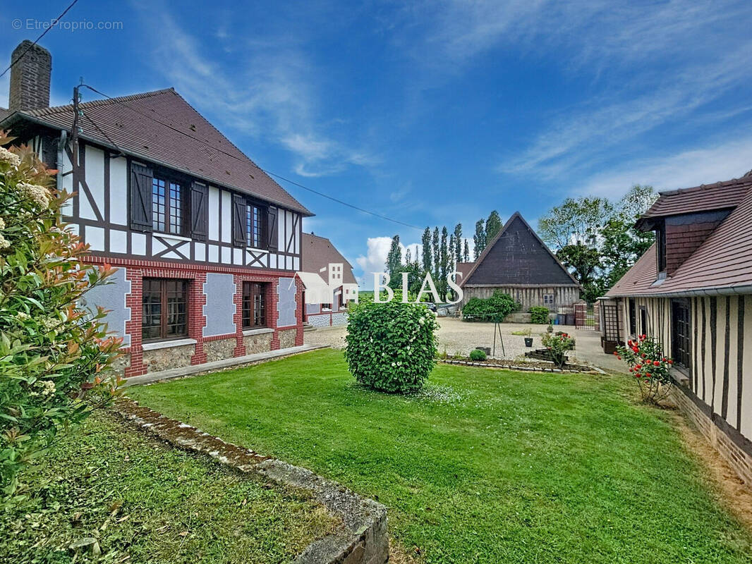 Maison à LE NEUBOURG