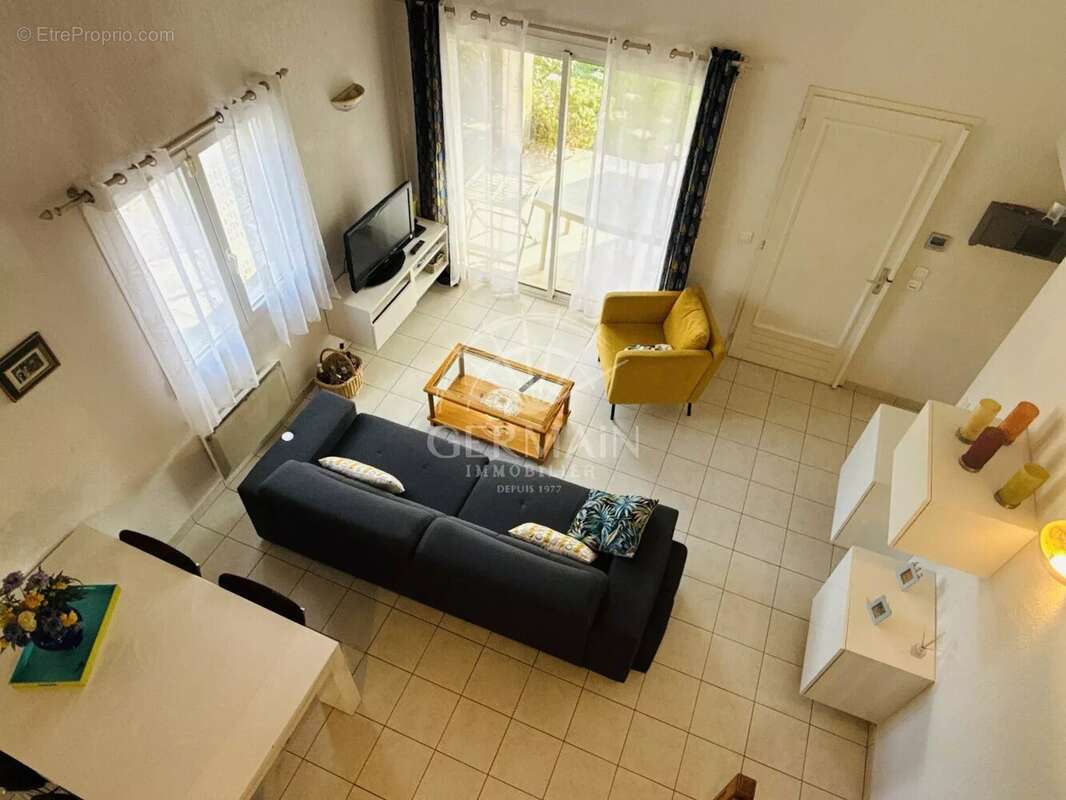 Maison à L&#039;ISLE-SUR-LA-SORGUE