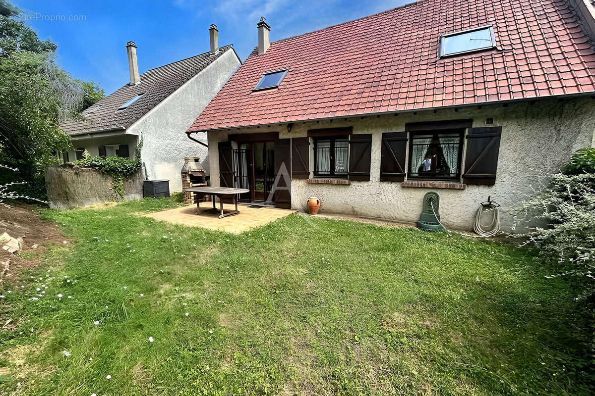 Maison Vitry Sur Seine - Vitry sud Ardoines - 6 pièces 111 m² - photo 2