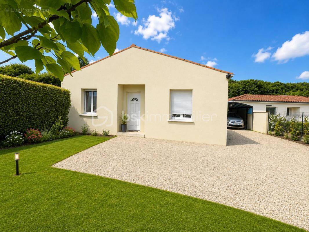Maison à RETAUD
