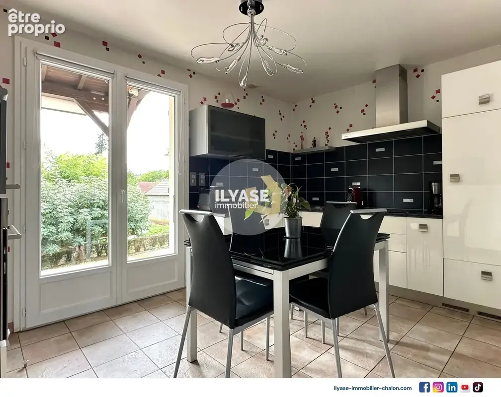 Maison 152m2  3CH  1 piscine  1618m2 - photo 14