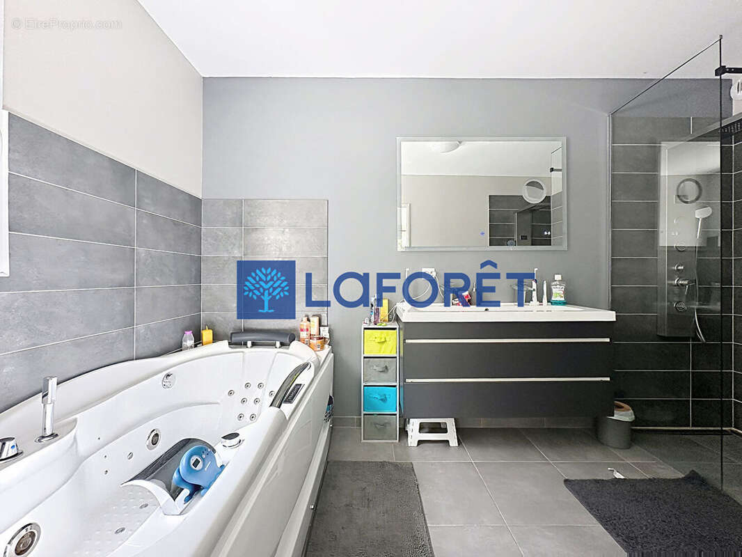 Maison à DRAGUIGNAN