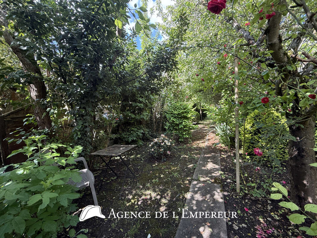 Appartement à RUEIL-MALMAISON