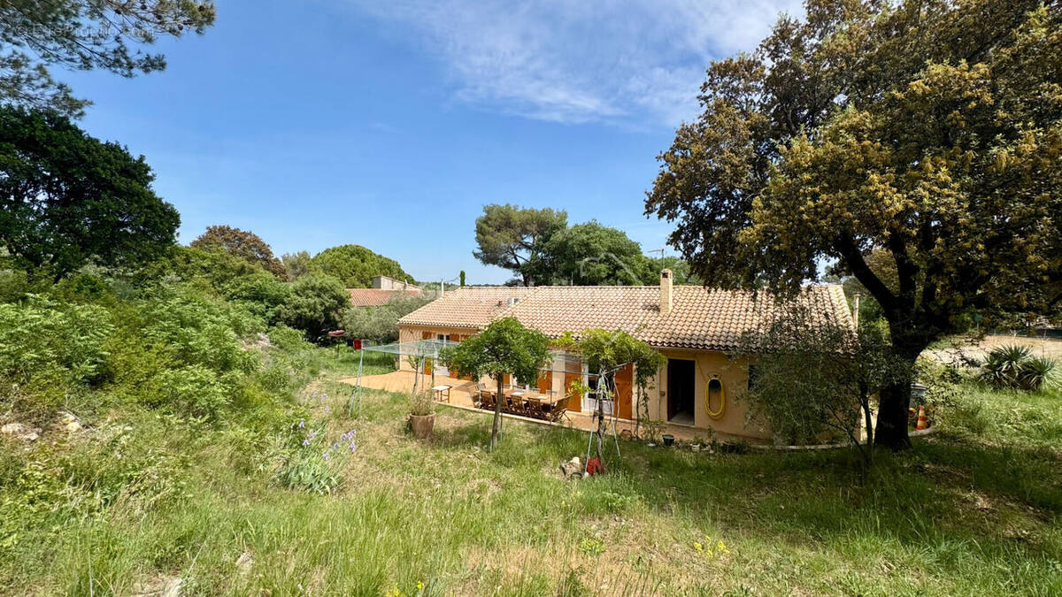 Maison à NIMES