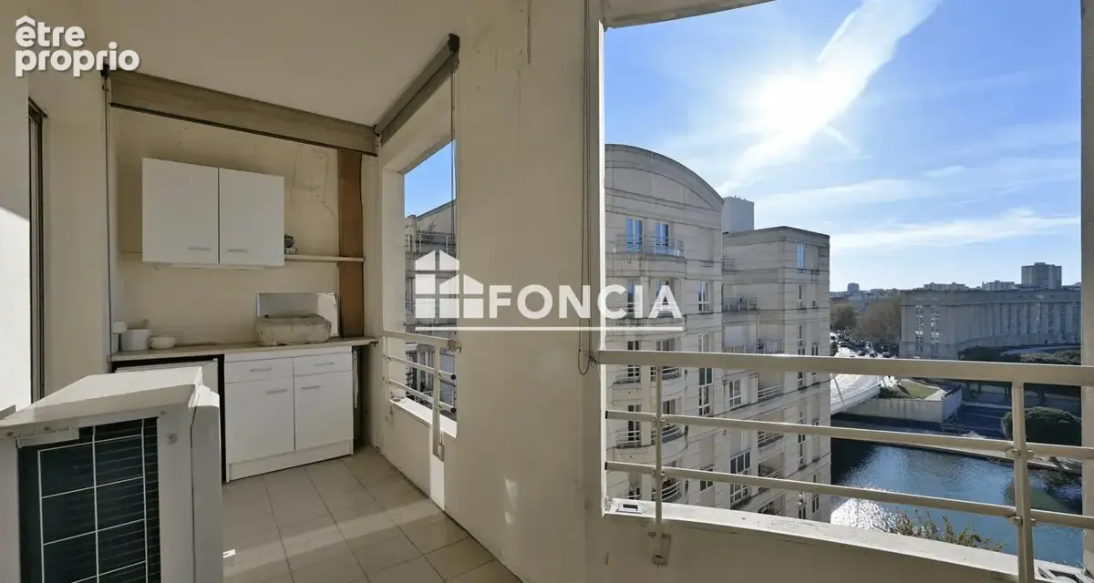 Exclusivité Foncia  Antigone  Hôtel de région appartement F3 avec terrasse garage - photo 7