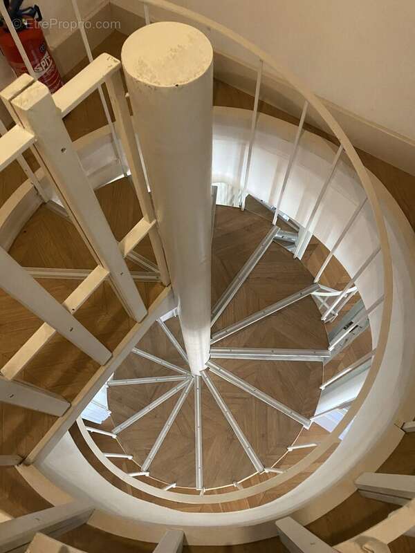 Appartement 153 m² à Perigueux  - photo 3