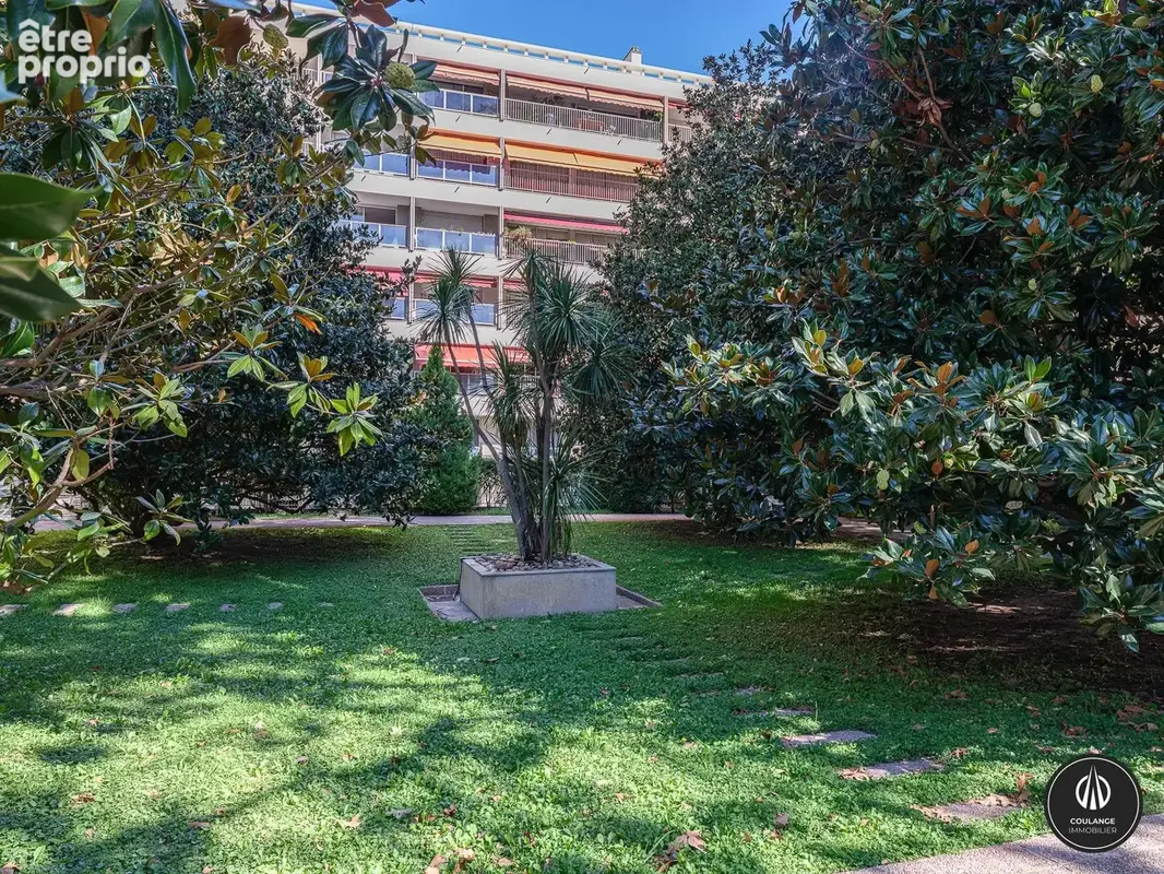 Marseille 8e  Saint-Anne appartement  T4  - photo 18
