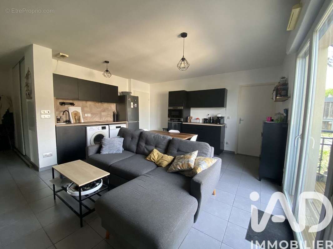Photo 6 - Appartement à FARGUES-SAINT-HILAIRE