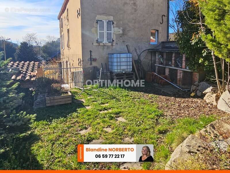 Maison à CHAURIAT