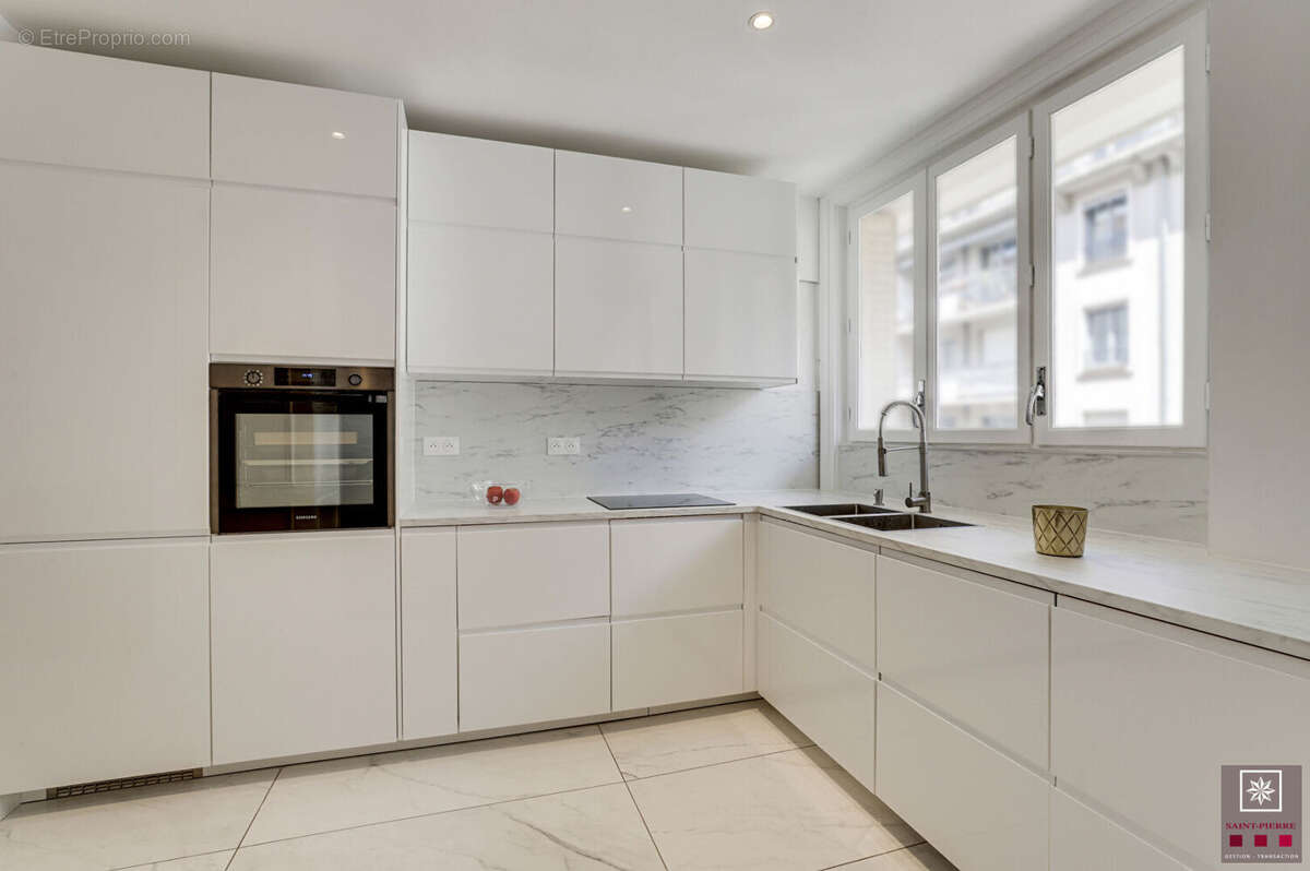 Appartement à LYON-6E