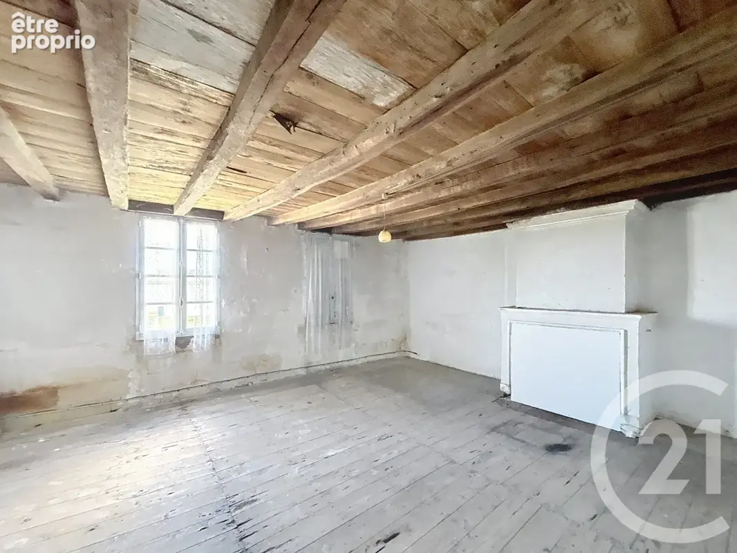 Maison 8 pièces 294 m² à vendre à Roullet-Saint-Estephe (16440) - photo 5