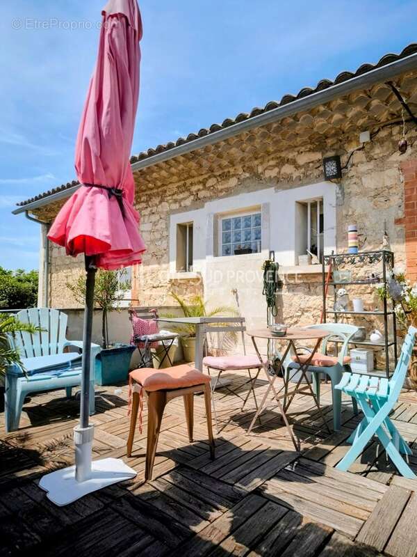 Maison 128 m² à Saint-Didier  - photo 4