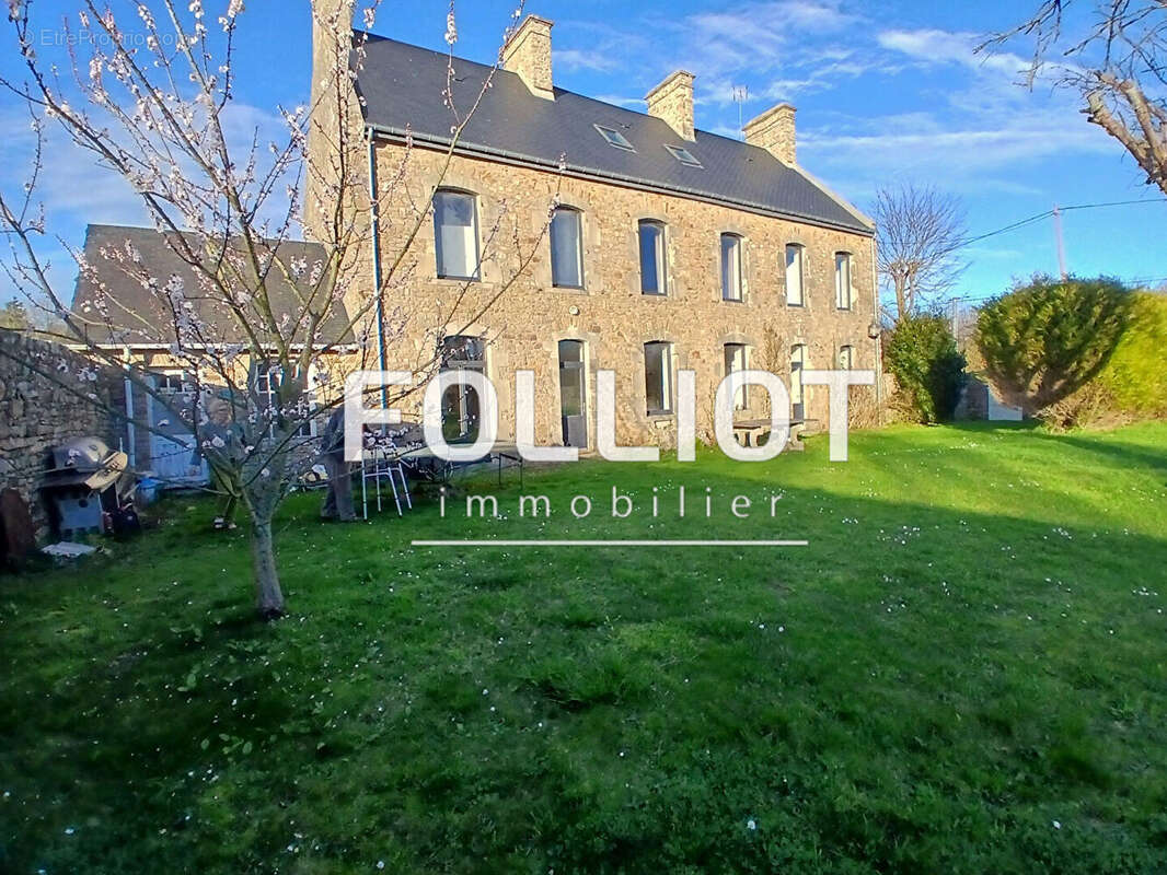 Maison à ANGOVILLE-SUR-AY