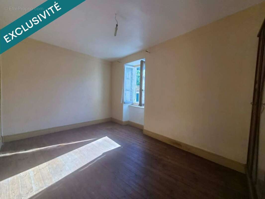 Maison 110 m² à Cuxac-Cabardes  - photo 7