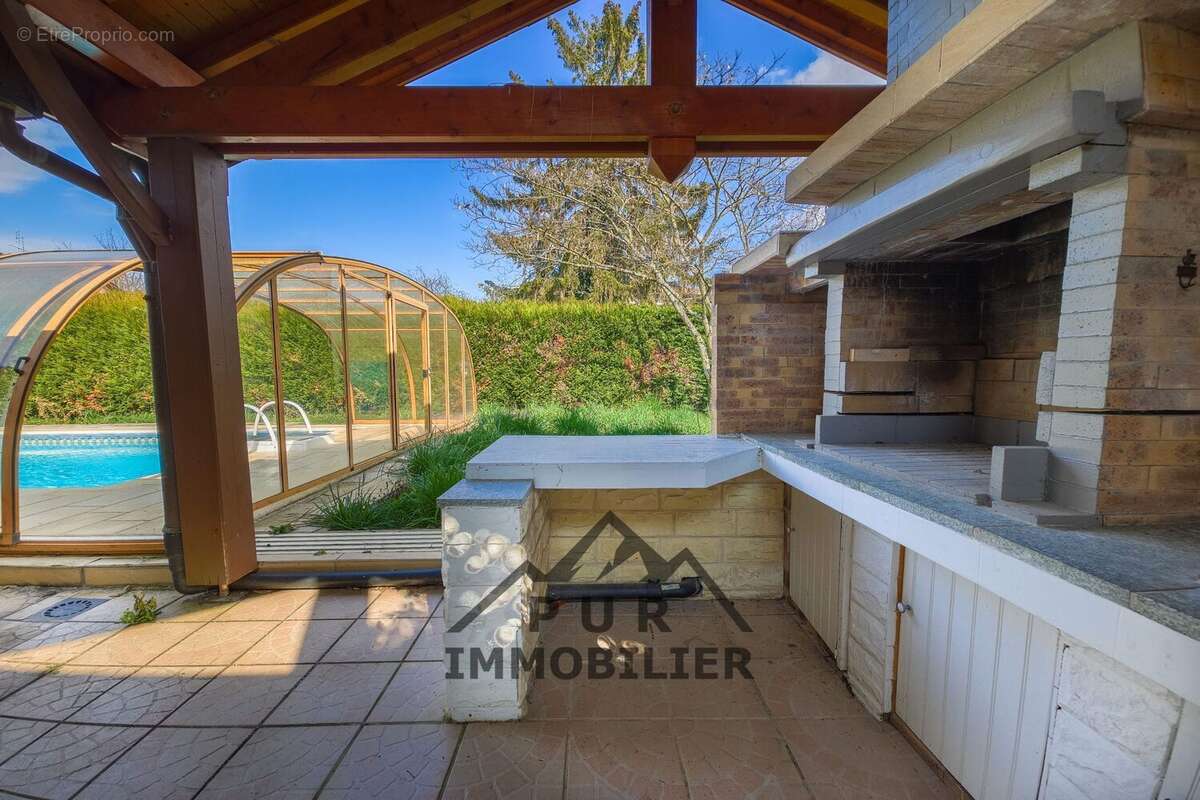 Cuisine extérieure - Maison à MESSERY