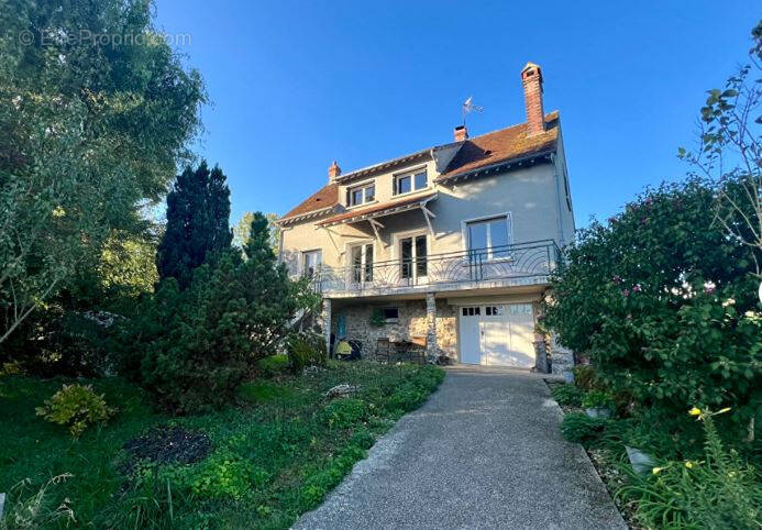 Maison à MONTMIRAIL