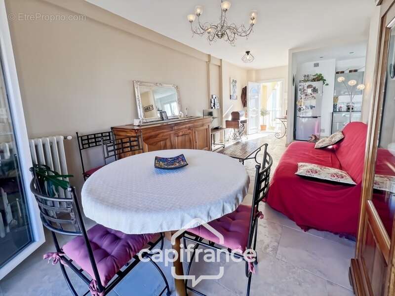 Appartement à HYERES
