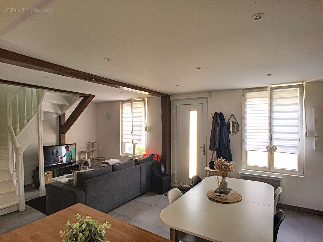 Maison à NEUILLY-SOUS-CLERMONT