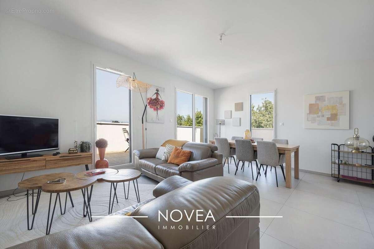 Appartement à SAINTE-FOY-LES-LYON