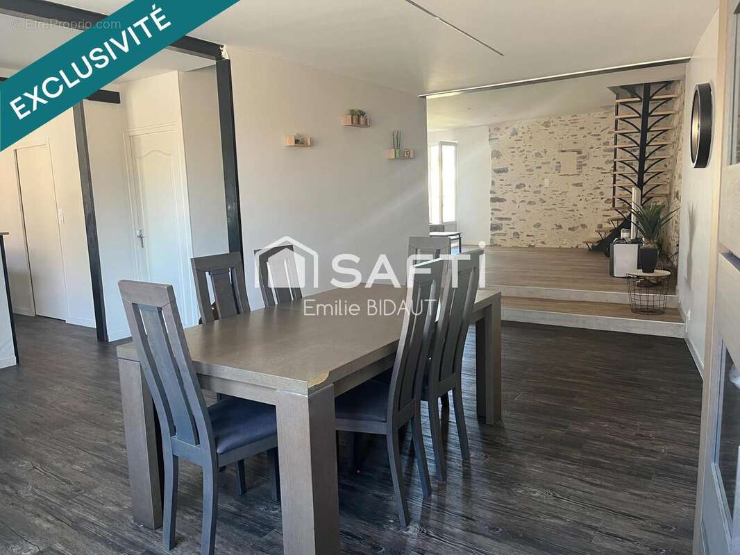 Photo 3 - Maison à MONTAIGU