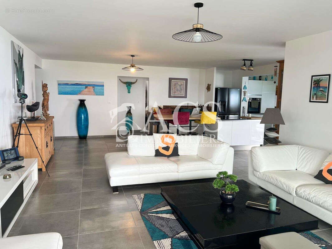 Appartement à LES TROIS-ILETS