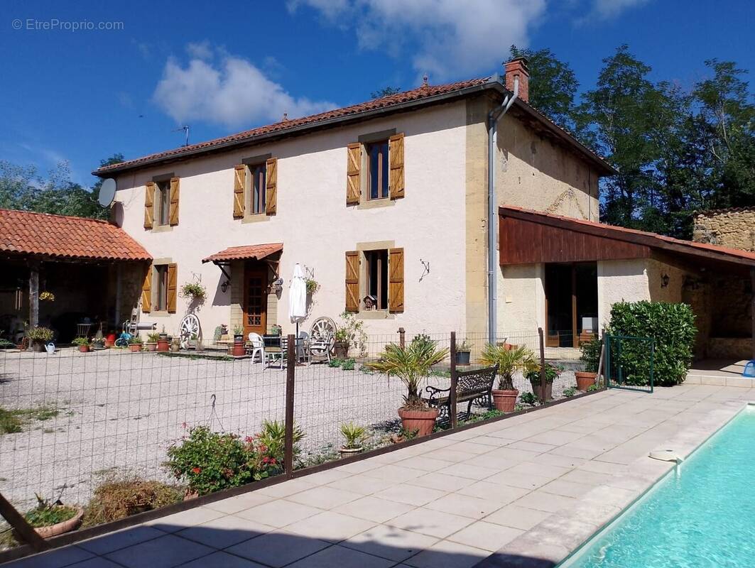 Maison à BOULOGNE-SUR-GESSE