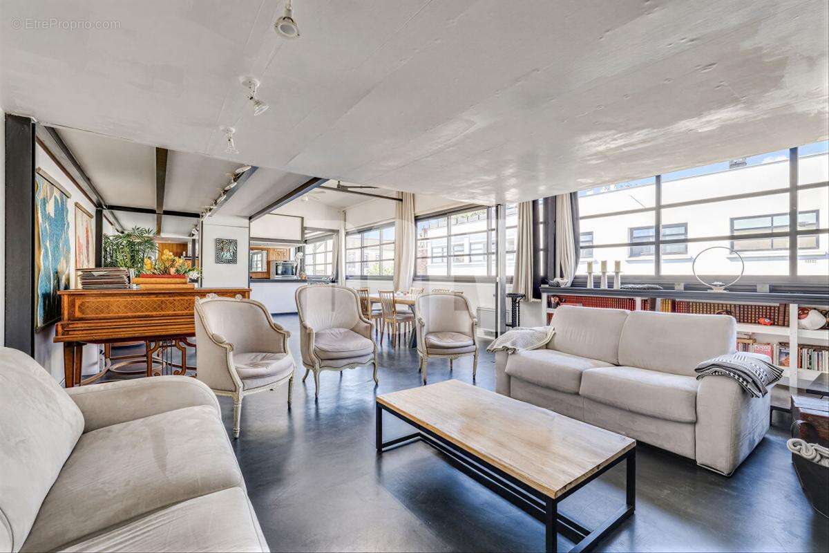 Appartement à IVRY-SUR-SEINE
