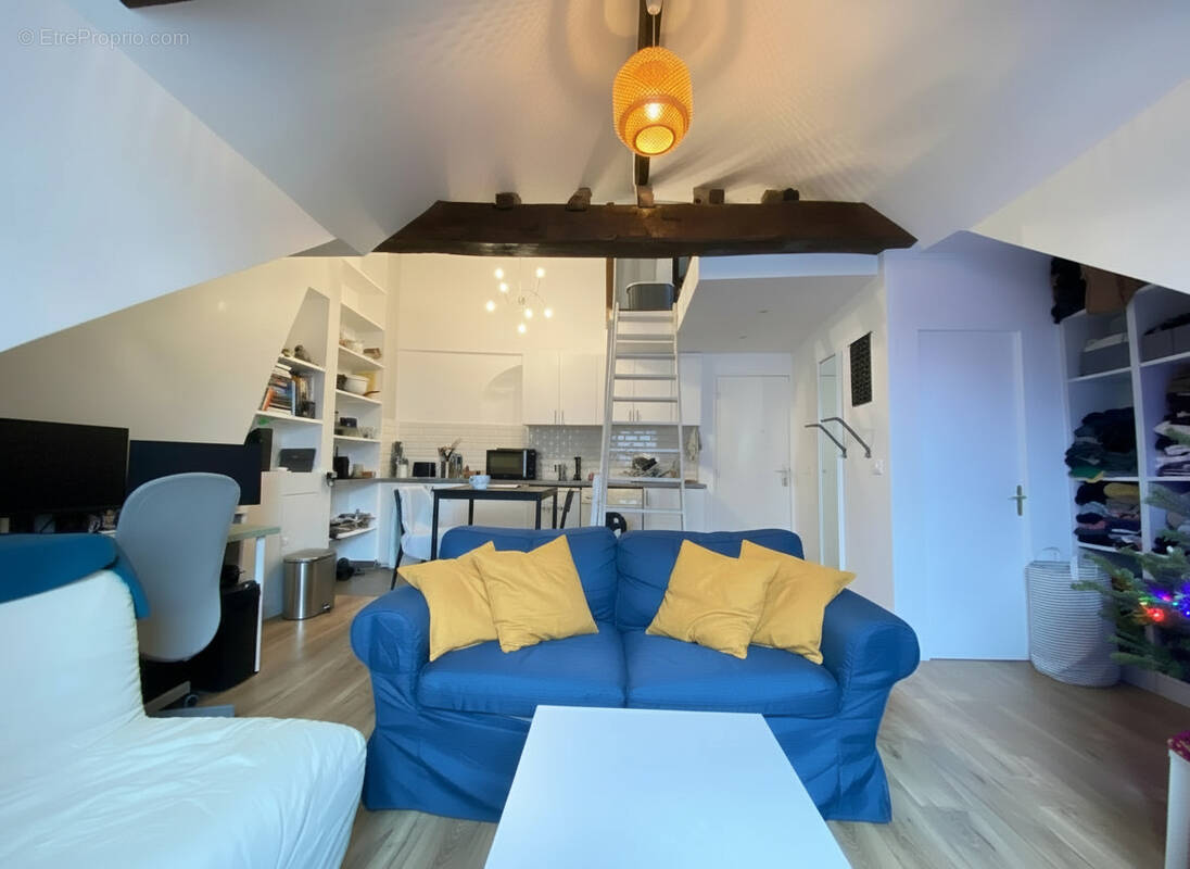 Appartement à PARIS-19E