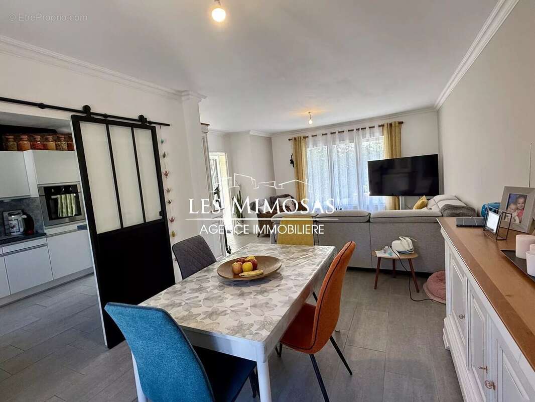 Maison 4 P avec grand GARAGE – LE MUY - photo 17