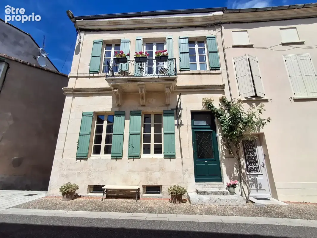 Maison à MONCLAR