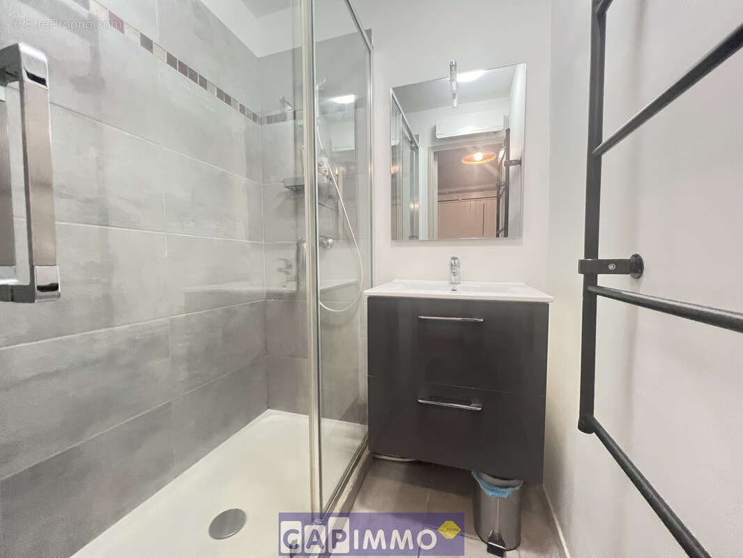 Appartement à HYERES