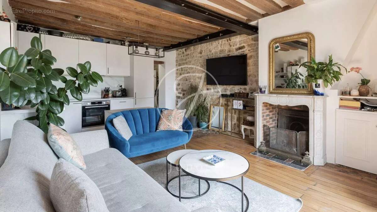 Appartement à PARIS-3E