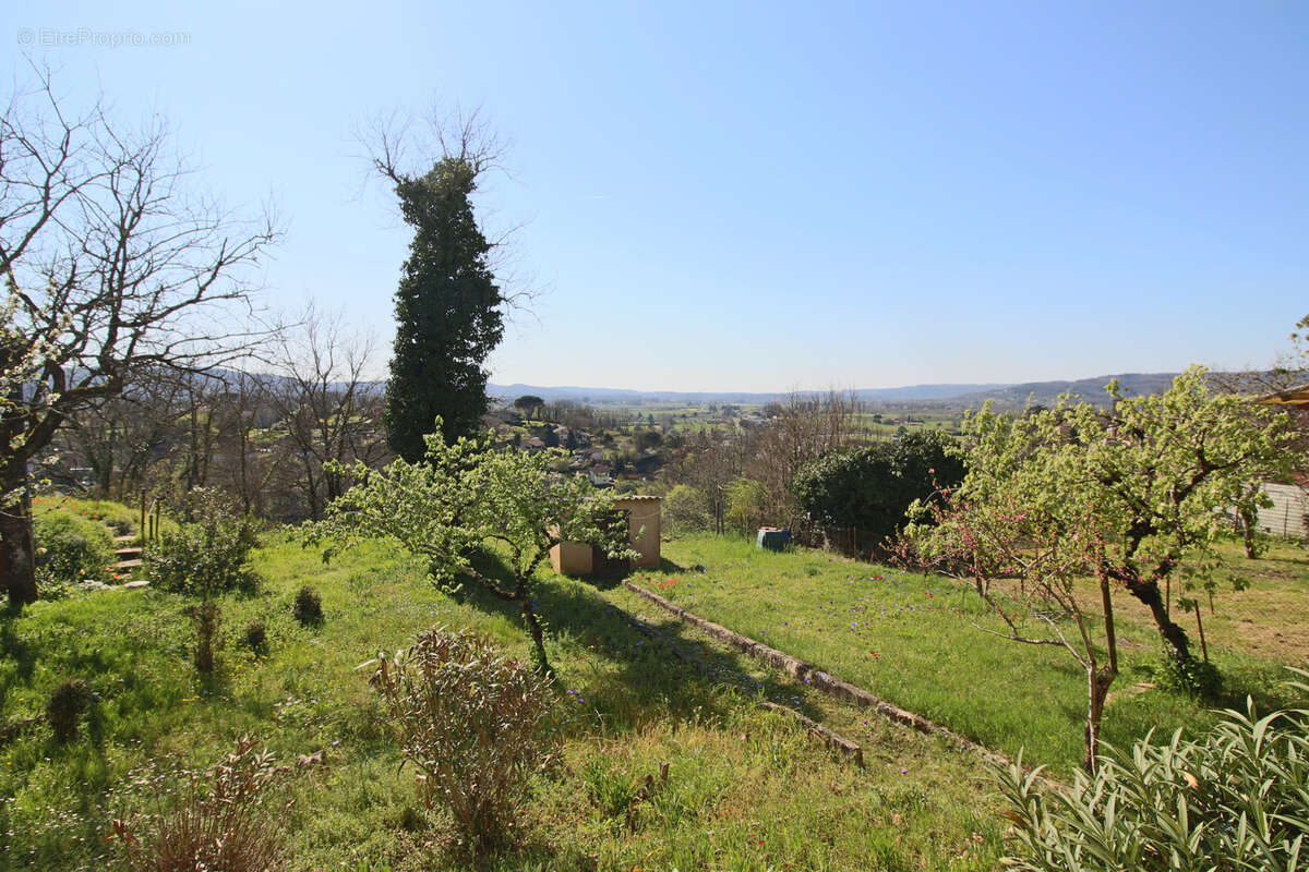 Maison à PUY-L'EVEQUE