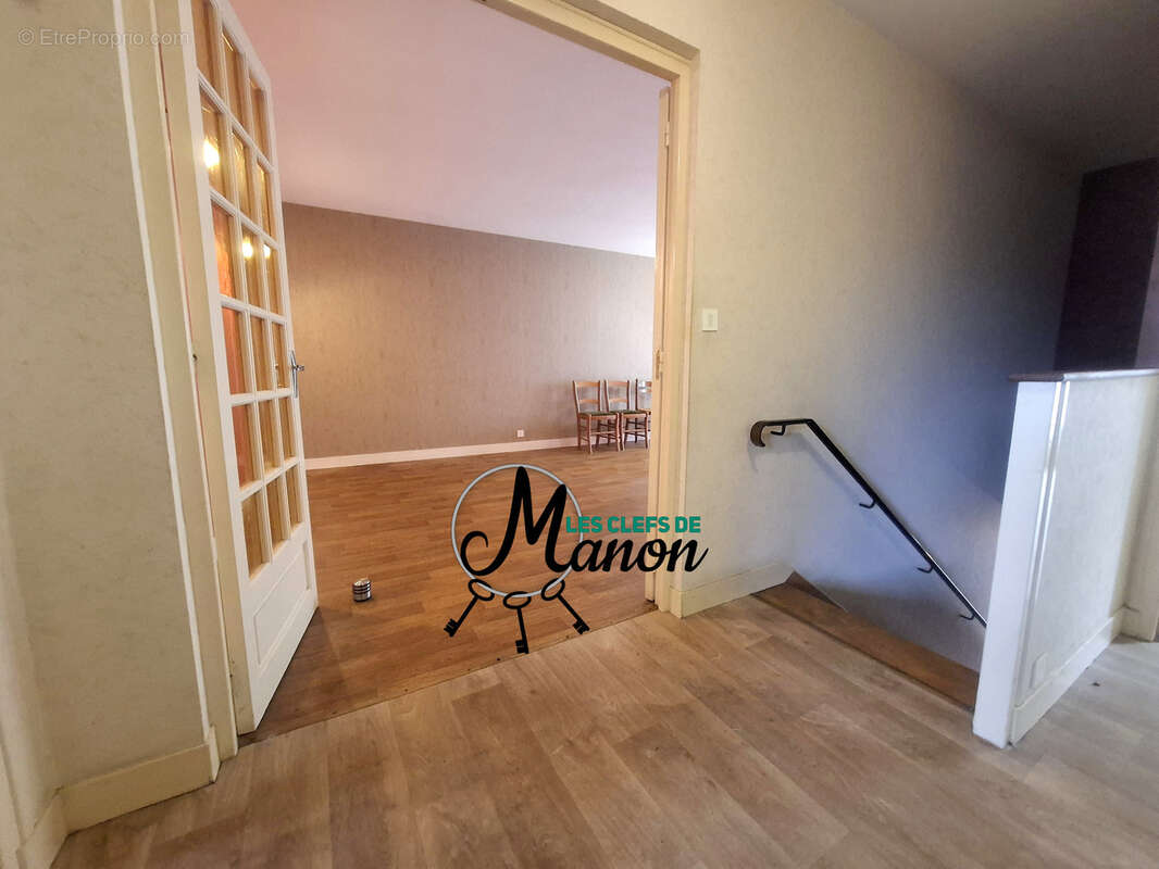 Maison à BESSINES-SUR-GARTEMPE